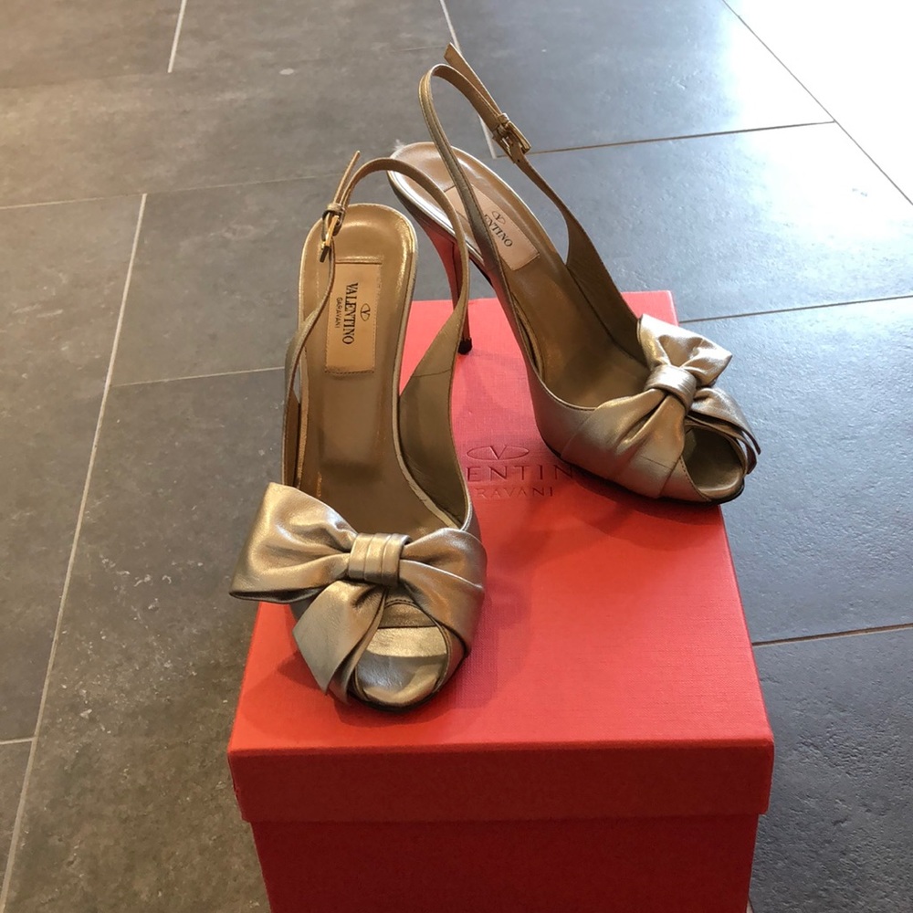 Authentic Valentino Mena Slingback Heels